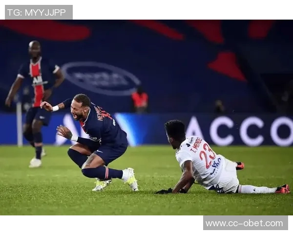 摩纳哥主帅解析战胜巴黎秘诀强调高位逼抢与压迫感叹欧冠出局遗憾